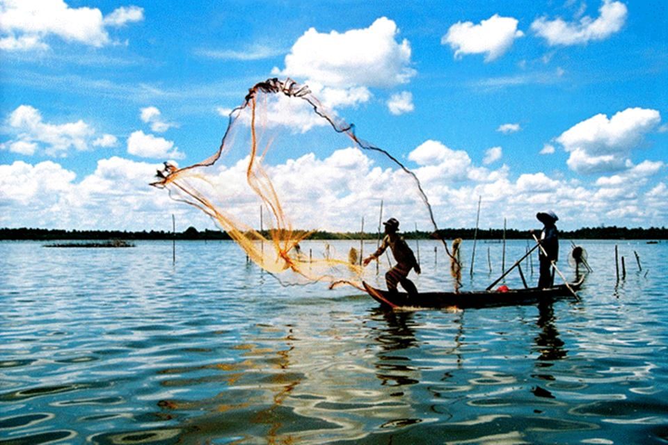 Thi Tuong Lagoon