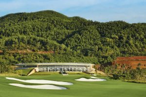 Ba Na Hills Golf Course Hole 18 Green with Clubhouse