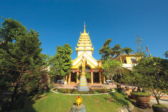 Hue - the city of pagodas, vn buddhism, vn pagodas, entertainment events, entertainment news, entertainment activities, what’s on, Vietnam culture, Vietnam tradition, vn news, Vietnam beauty, news Vietnam, Vietnam news, Vietnam net news, vietnamnet news,