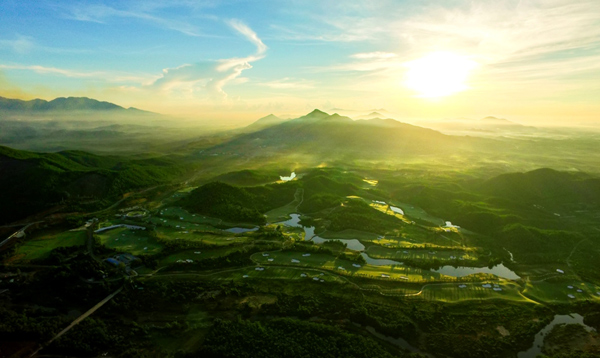 Ba Na Hills Golf Club voted world’s best new golf course, travel news, Vietnam guide, Vietnam airlines, Vietnam tour, tour Vietnam, Hanoi, ho chi minh city, Saigon, travelling to Vietnam, Vietnam travelling, Vietnam travel, vn news