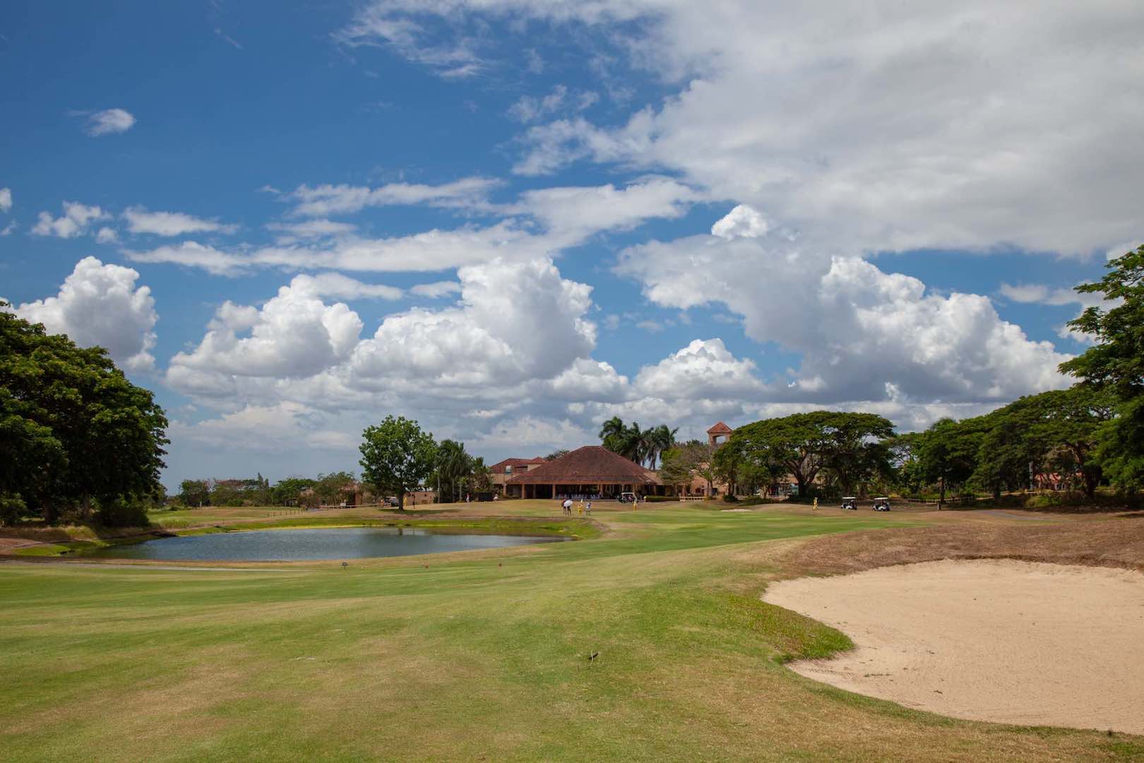  Golfing in the Philippines