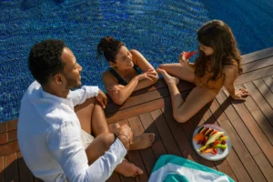 999d8e09-family_pool-1-300×200.webp