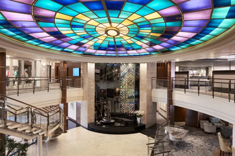 db0a385d-230725_crystal_serenity_atrium_master_0007_300dpi-768×512.webp